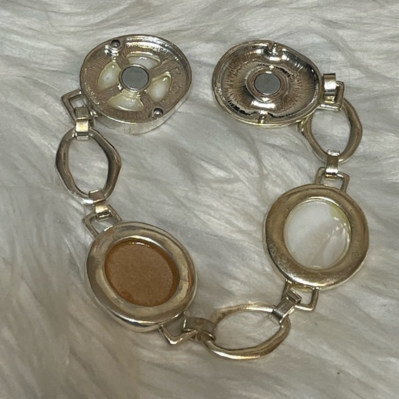 Vintage MCM Natural Wood And Milky Opalescent Chain Bracelet - Picture 8 of 16